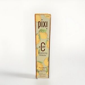 NWT Pixi Skin Treats Vitamin-C Lotion​